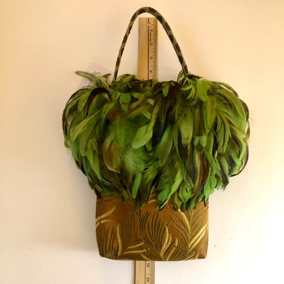 NWT Green Feathered Bag - Picture 6 of 6